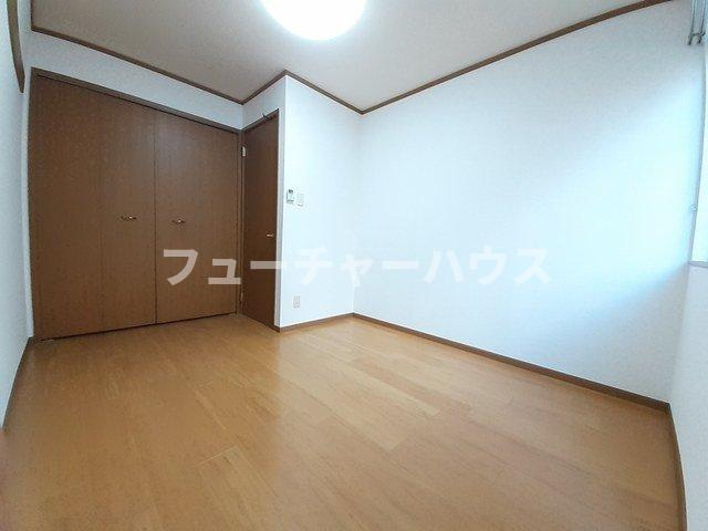 サンライト　ヒルズの内装|明るい室内です