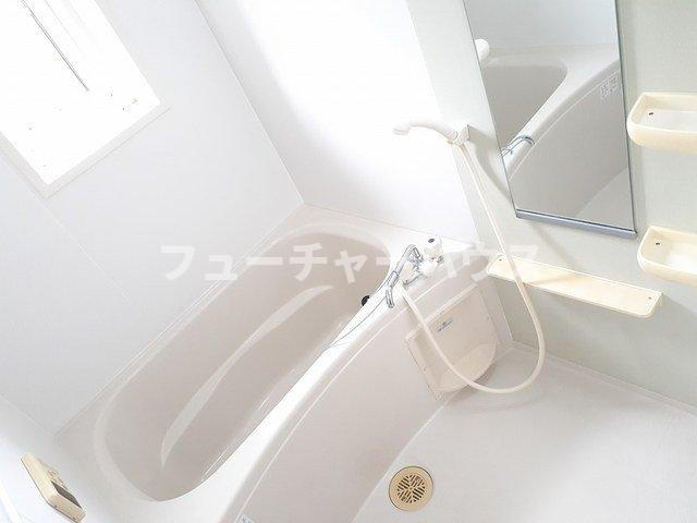 オリゾンＢの浴室|落ち着いた空間のお風呂です