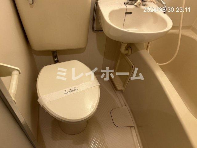クレセント大森の浴室