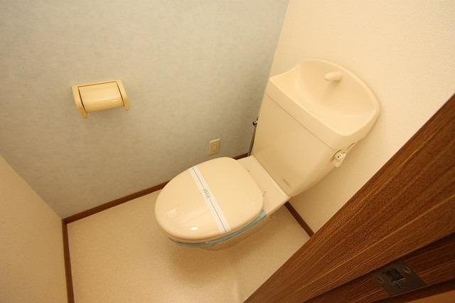 コンフォール穂波のトイレ