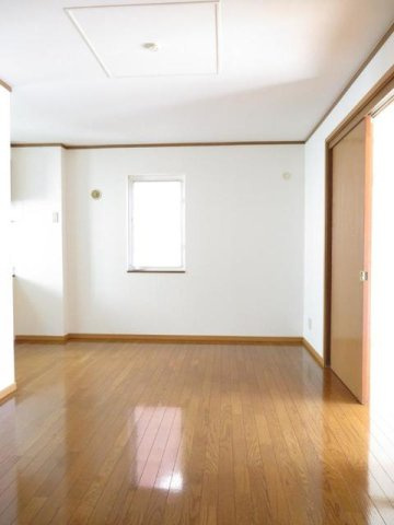 Ｗｏｏｄ　Ｐａｒｋ　Ｎ　Ｂの居間・リビング