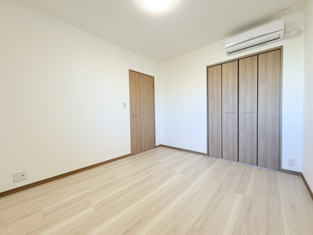 M's Suiteの洋室|使い勝手のいい洋室です