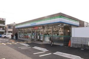 プランドール・フラットの周辺|ファミリーマートまで800m