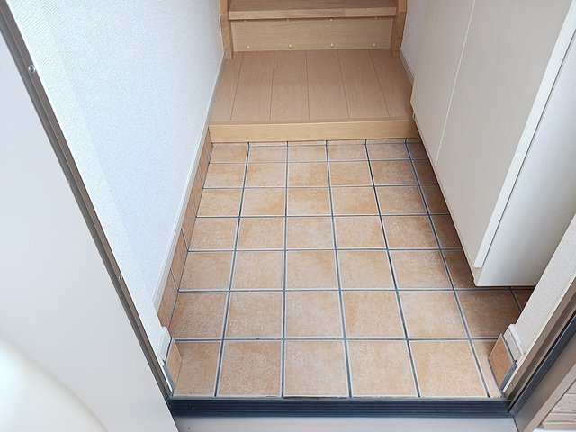 プランドール・フラットの玄関