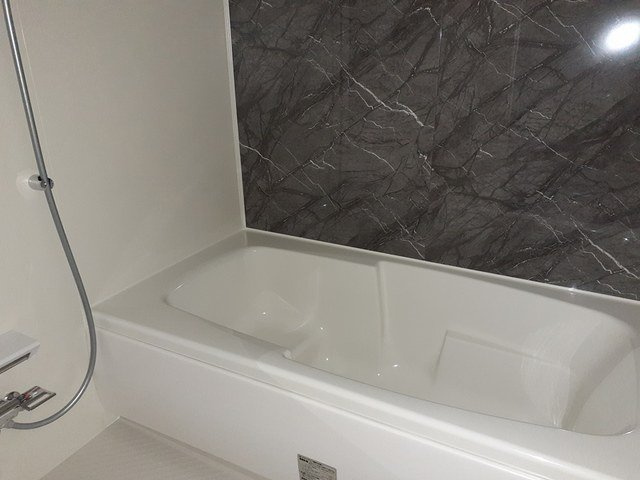 琴福の浴室