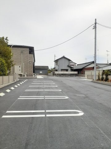 ジェネシスⅢの駐車場