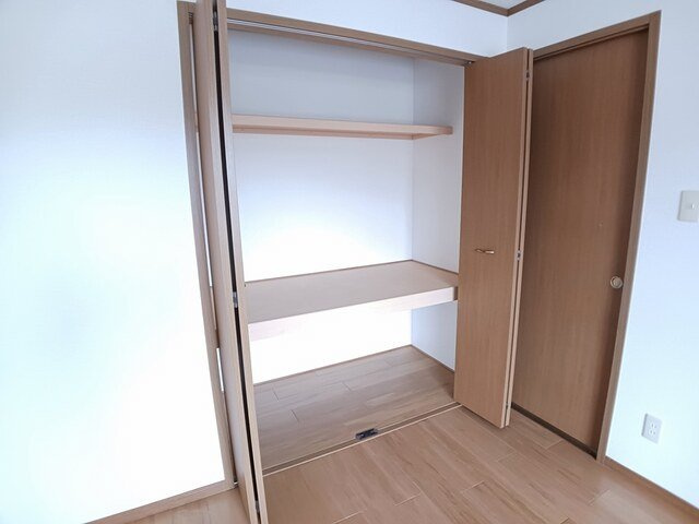 ファミリーの収納|小物を収納するのに便利です