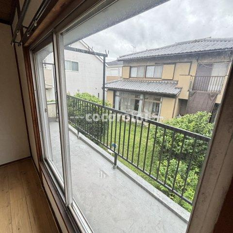 枚方市星丘貸家のバルコニー