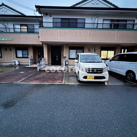 ビリオーヌＫａｈｅｉの駐車場