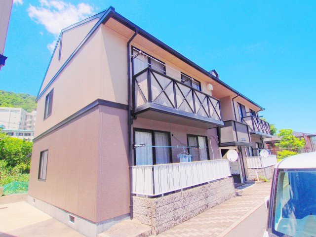 シャルム中野　A棟の外観