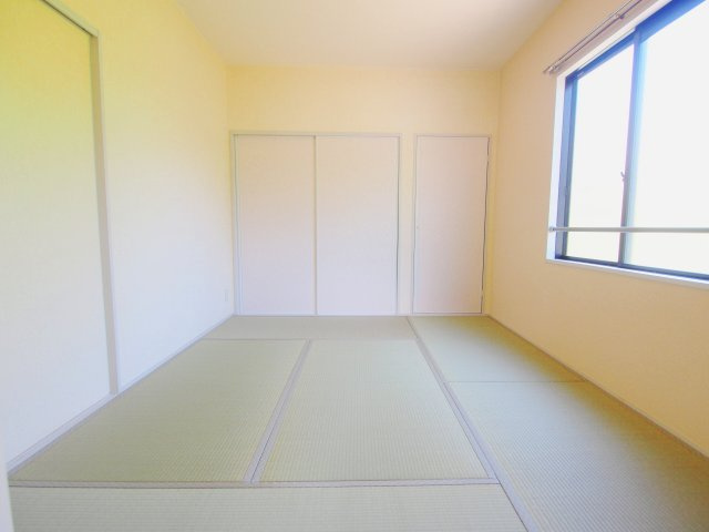 シャルム中野　A棟の寝室