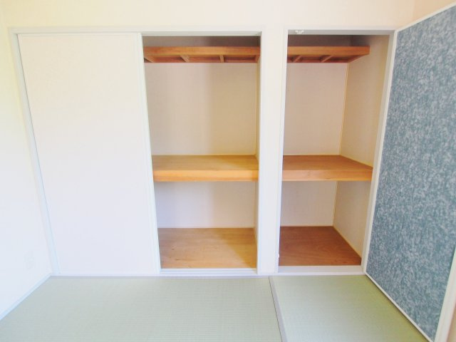シャルム中野　A棟の収納