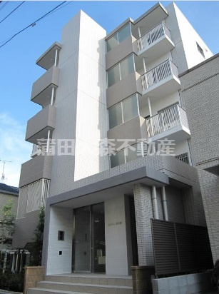 エスティム南六郷の外観|2018年6月築　RC鉄筋コンクリート造地上5階建て総戸数15戸
東京都大田区南六郷3丁目　京急本線六郷土手駅徒歩11分京急本線雑色駅徒歩13分
