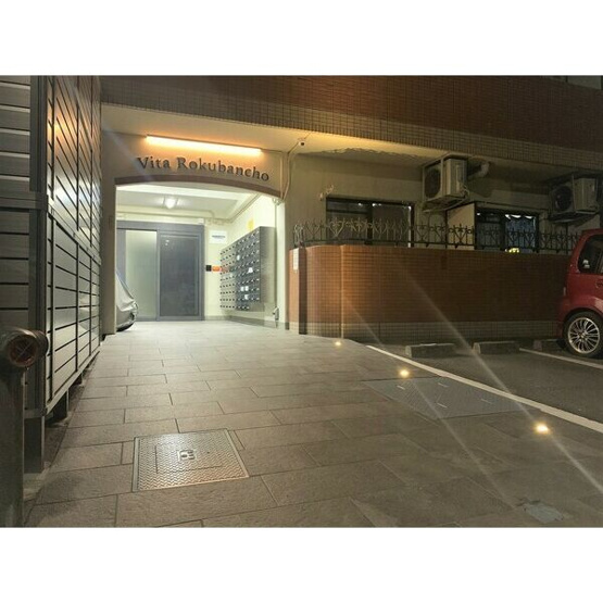 【エントランス】 | Vita六番町