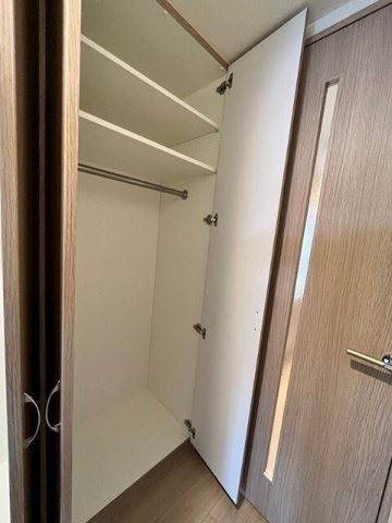【収納】ルーブル池袋弐番館