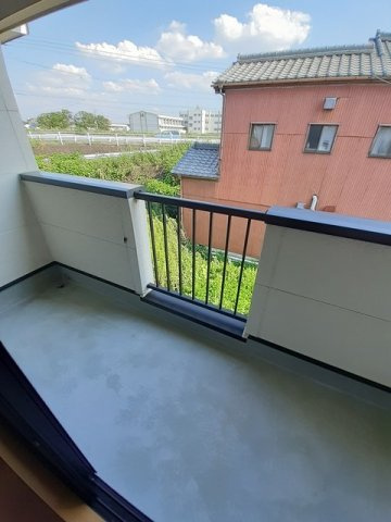 レジデンス比良出のバルコニー