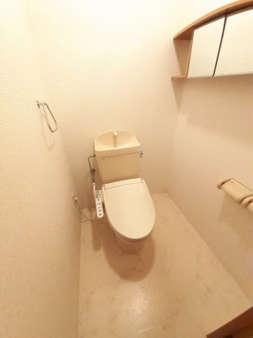 コンフォールのトイレ