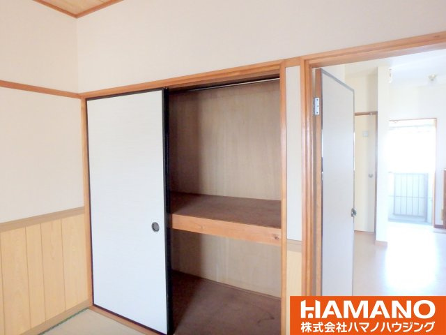 ハイグレード小島の収納|小物を収納するのに便利です
