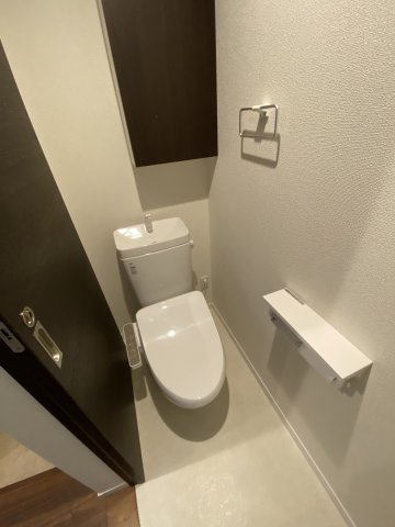 ベイルーム本町通りのトイレ|別部屋写真