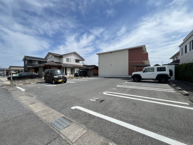 セイバリーＫの駐車場