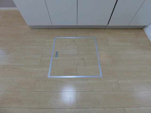 エミネンスの収納|イメージ101号室の写真（反転あり）