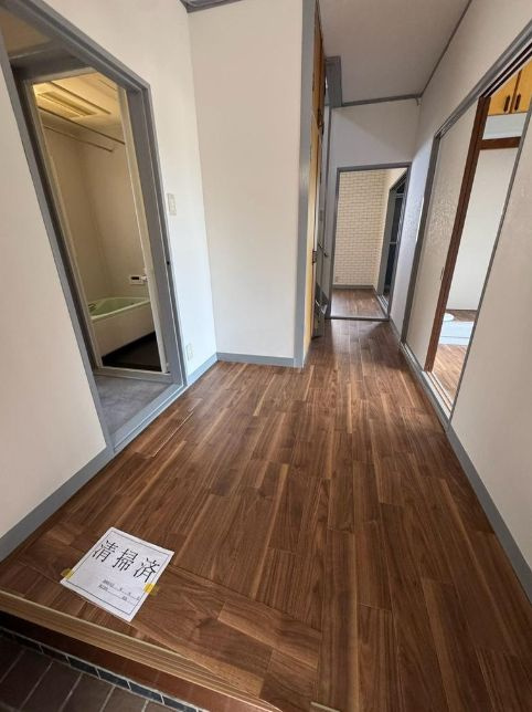 北山台2丁目戸建の玄関