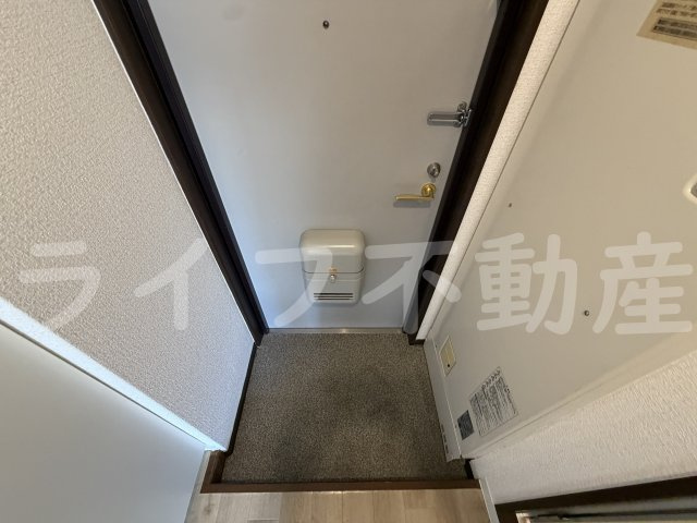 インターナショナル玉造の玄関