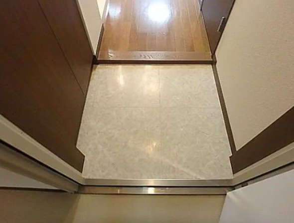 ジュエル目白台の玄関