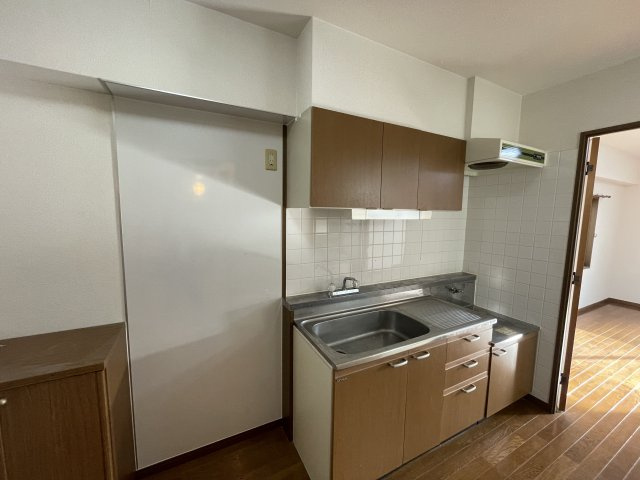 リュイールコンドウのキッチン|※別部屋反転間取の写真となります。