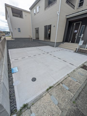 ☆新築デザイナーズ分譲　【いわき市平南白土　全６棟】　4号棟の駐車場|駐車場があります