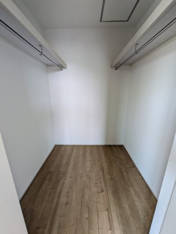 【小名浜大原　12期】　1号棟　☆新生活応援キャンペーン中☆　ローソン徒歩3分の収納|大きなものも収納できそうです