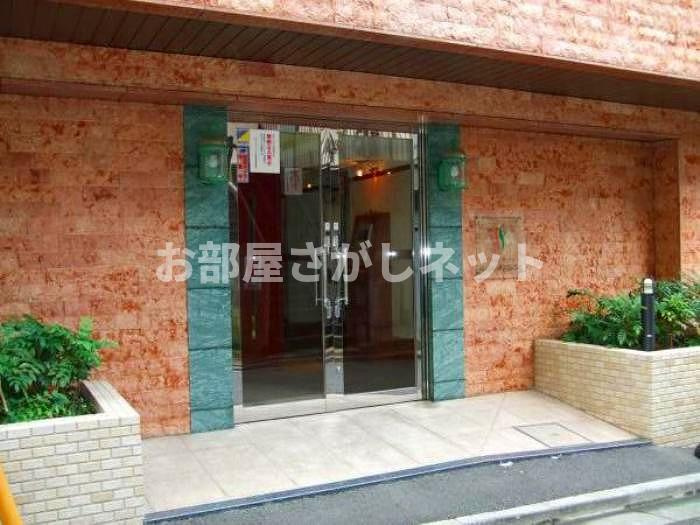ステージファースト西早稲田【おとり物件なし】#学生・社会人にオススメ！初期費用分割払いOK！のエントランス