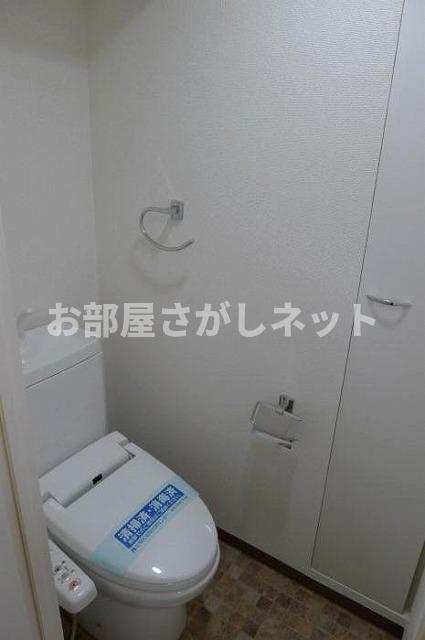 ステージファースト西早稲田【おとり物件なし】#学生・社会人にオススメ！初期費用分割払いOK！のトイレ