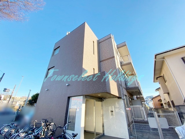 クリビア湘南の外観