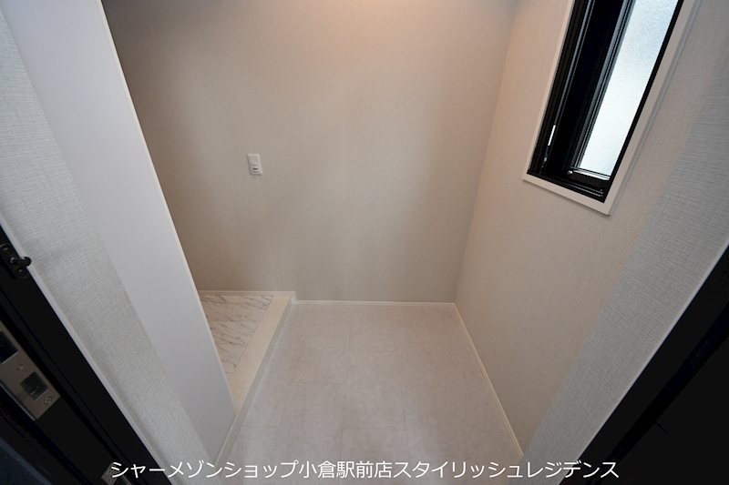 エストラーダ小倉の玄関