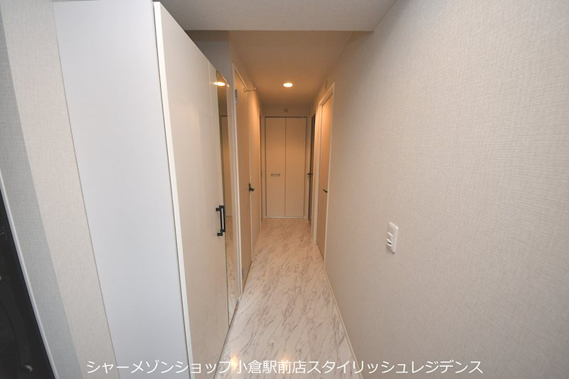 エストラーダ小倉の玄関