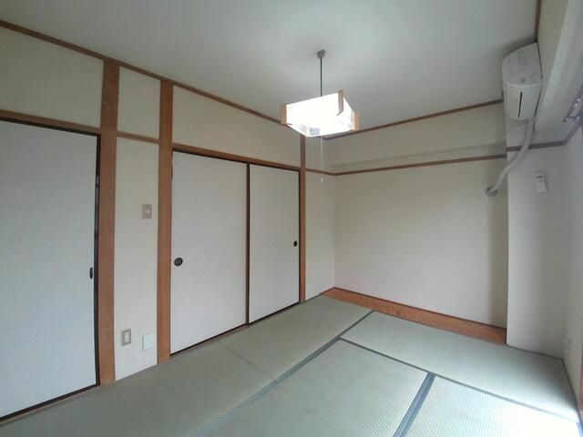 第一大津ビルの寝室