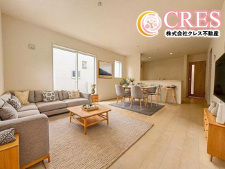 【居間・リビング】 | ☆☆新築分譲　平沼ノ内　敷地67.7坪！長期優良住宅　限定１棟！！ | LDK16.0帖！！
※実際に現地に家具はおかれておりません。また価格に家具は含まれておりません。(作成CG)