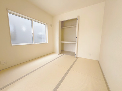 【和室】 | ☆☆新築分譲　いわき市勿来町窪田　全３棟！！－②　長期優良住宅！！ | 2.3号棟リビング横には洋風和室！！