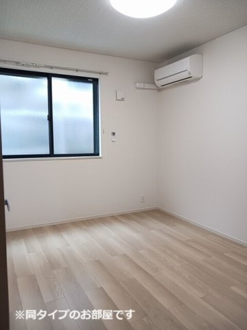 ＦＬＡＴ　Ｙ　Ⅴの内装|内装は落ち着いています