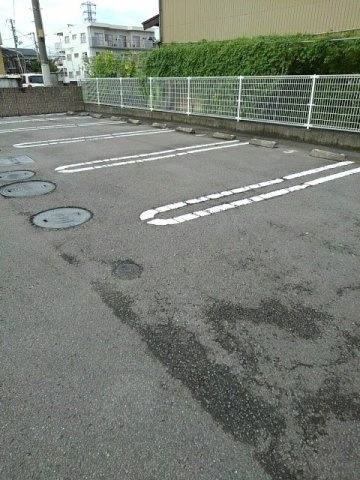 ボヌール　Ａの駐車場|駐車場完備です