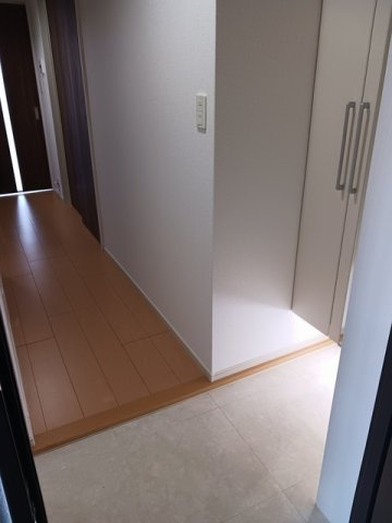ソワ・リヴィエールの玄関|収納もある玄関です