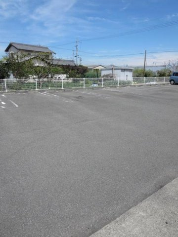 アグリーアブル　レジデンス　Ｃの駐車場|駐車場です