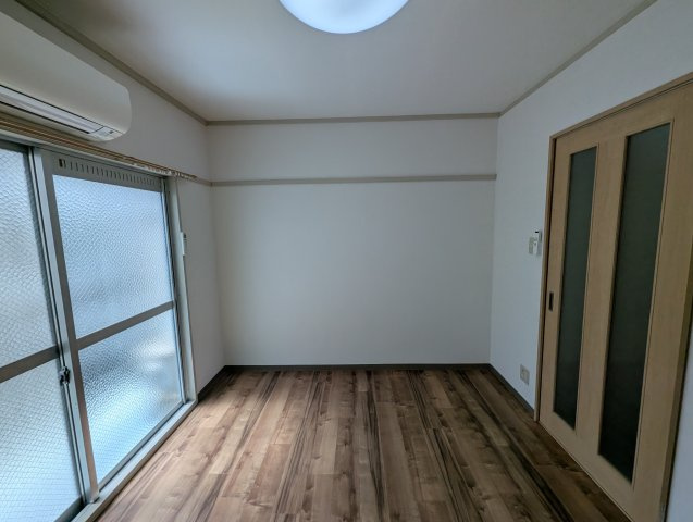 協和ハイツの居間・リビング