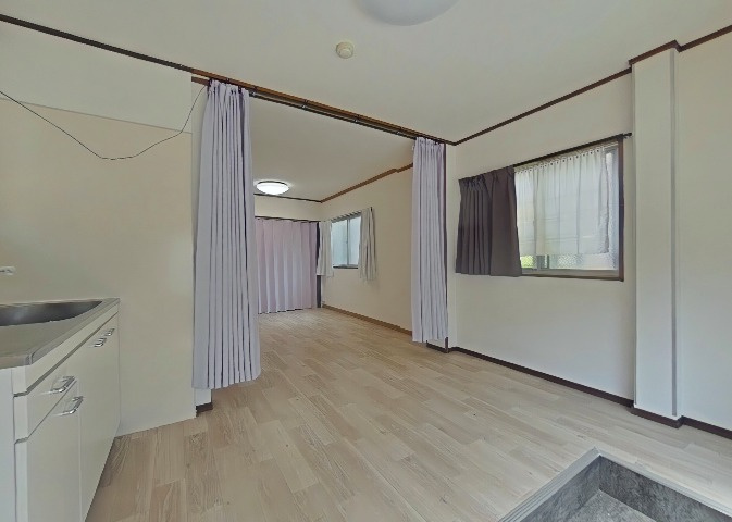光マンションの洋室