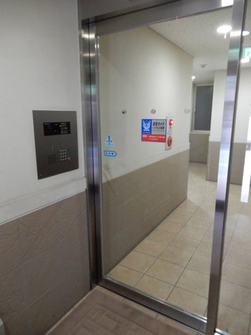クレスト高円寺 のロビー