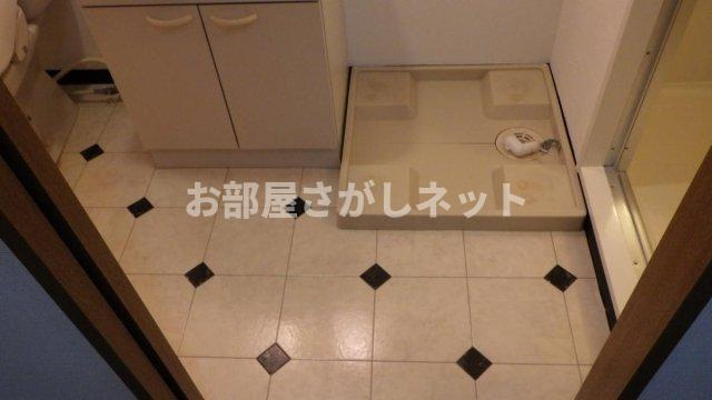 グリフィン川崎・西口【おとり物件なし】#学生・社会人にオススメ！初期費用分割払いOK！の設備|室内洗濯機置場