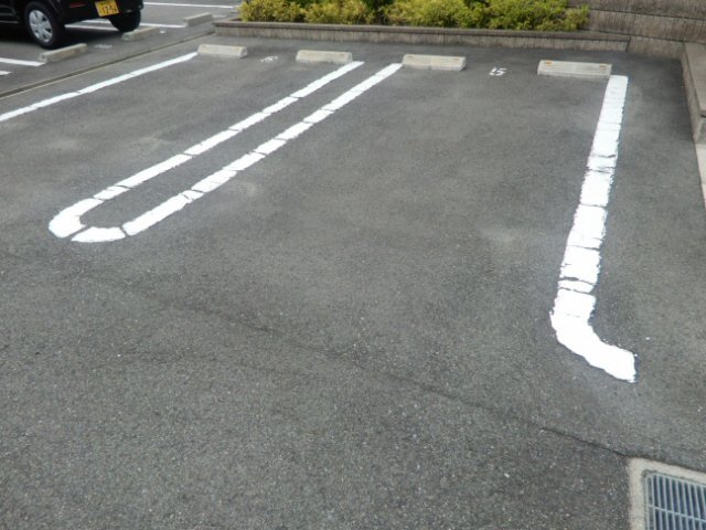セレーノの駐車場
