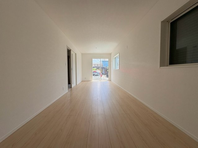 堺市美原区平尾戸建の居間・リビング