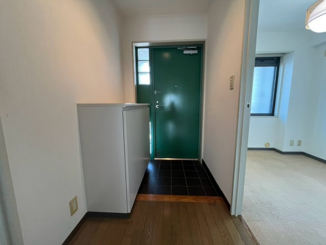 レバンテ垂水2番館の玄関